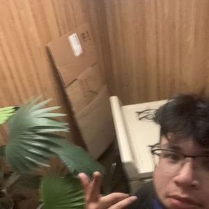 Meet your Posher, Derek